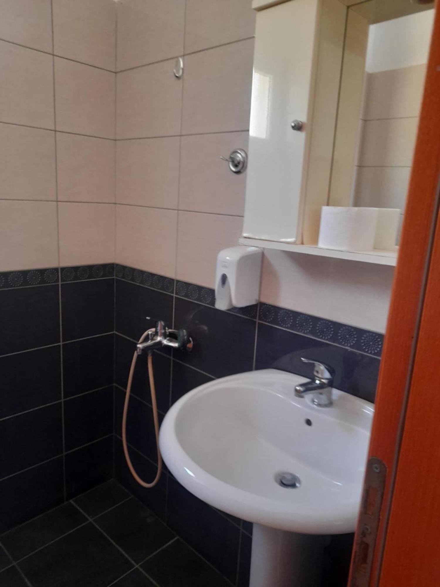 Vila Rapo Himarë Extérieur photo